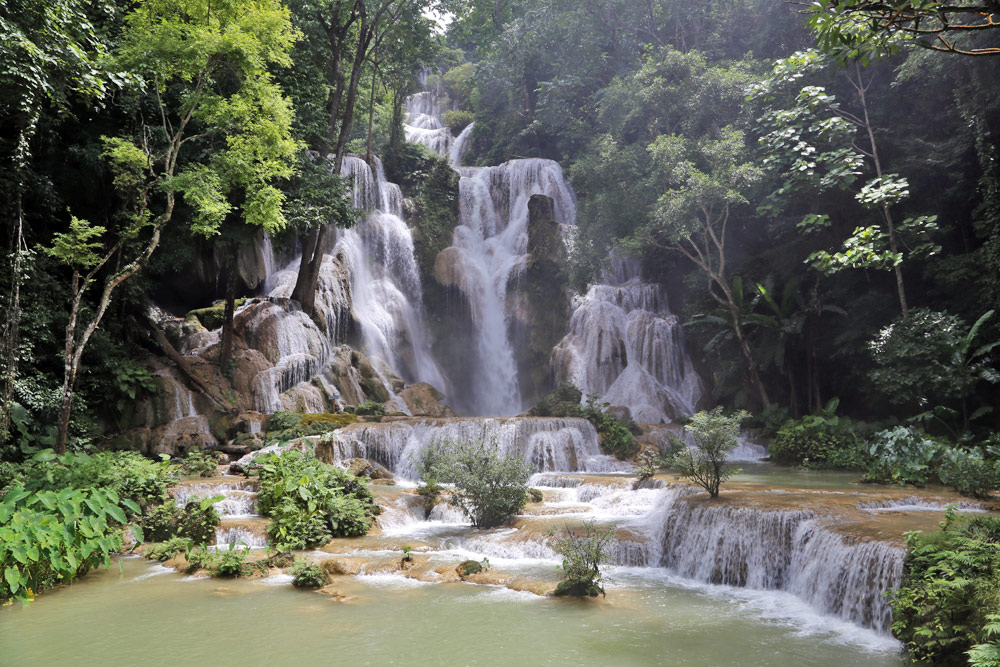 Kuang Si waterfalls