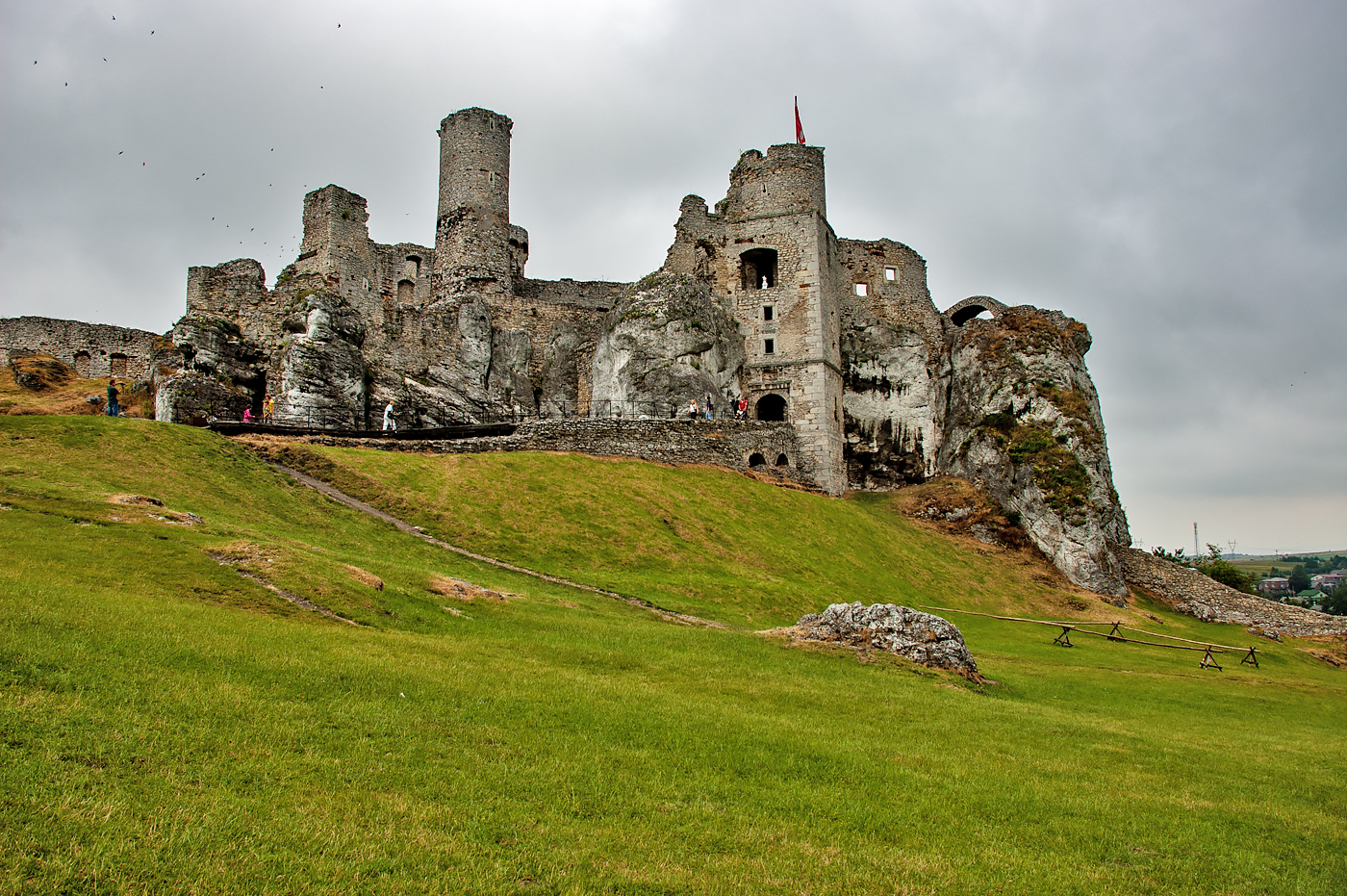 Ogrodzieniec castle